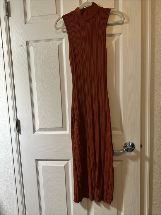 Wayf Dresses & Skirts - WAYF Sleeveless Ribbed Mock Neck Midi/Maxi Dress